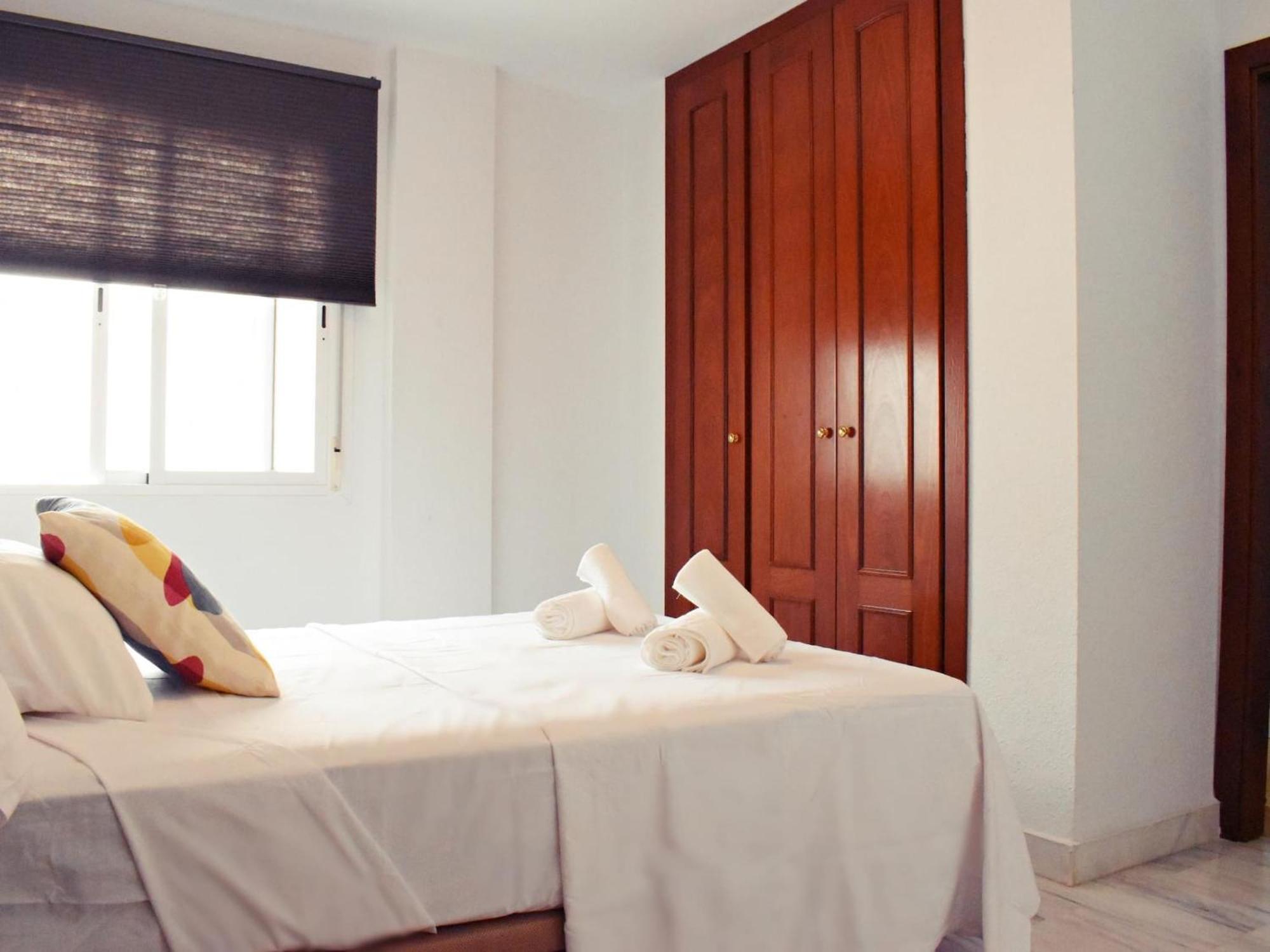 Fabuloso Apartamento Junto Al Soho Con Parking Privado Malaga Exterior photo