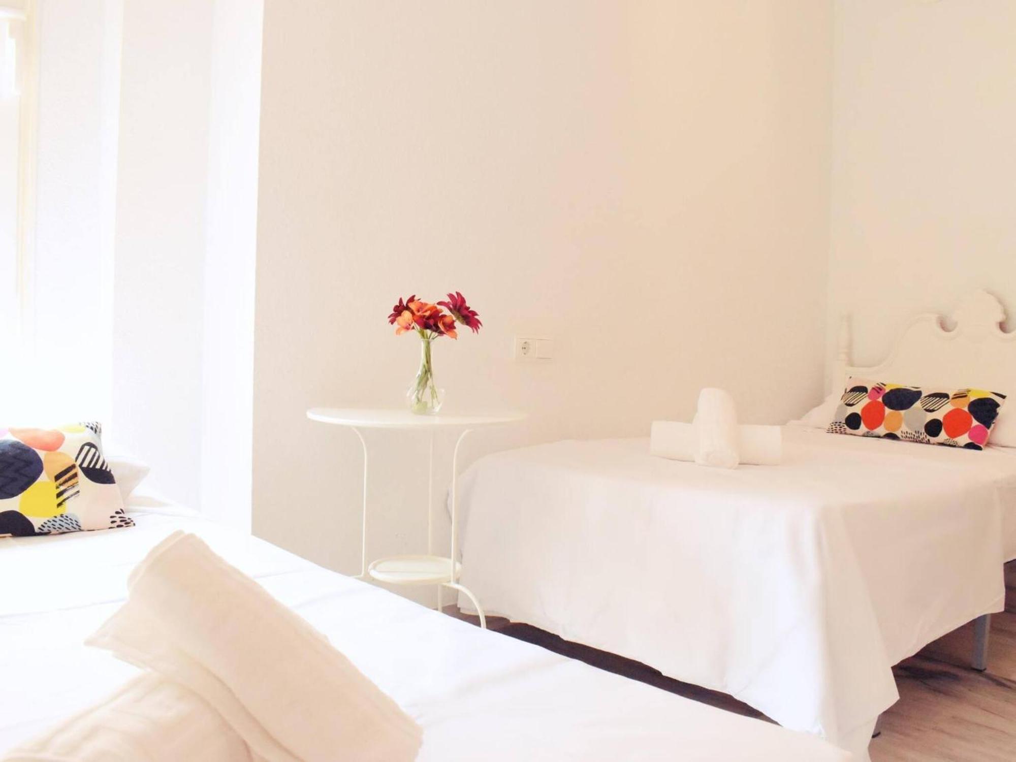 Fabuloso Apartamento Junto Al Soho Con Parking Privado Malaga Exterior photo